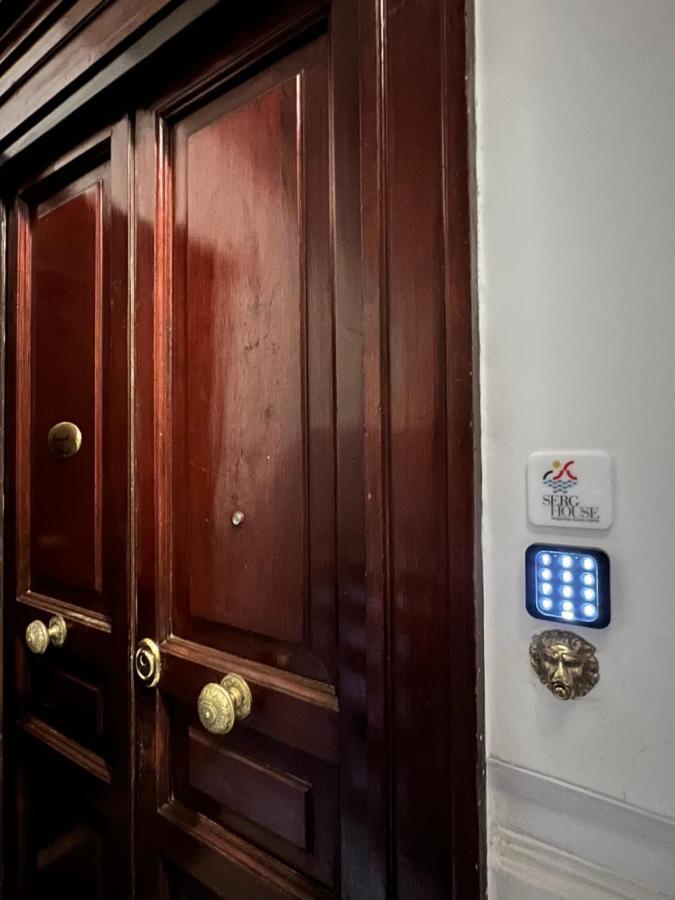 Serghouse Napoli Eksteriør bilde
