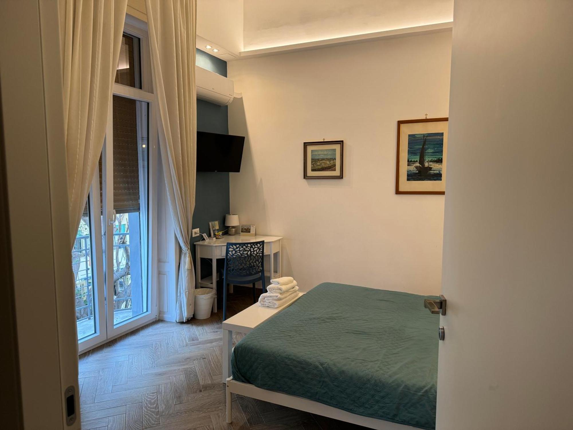 Serghouse Napoli Eksteriør bilde